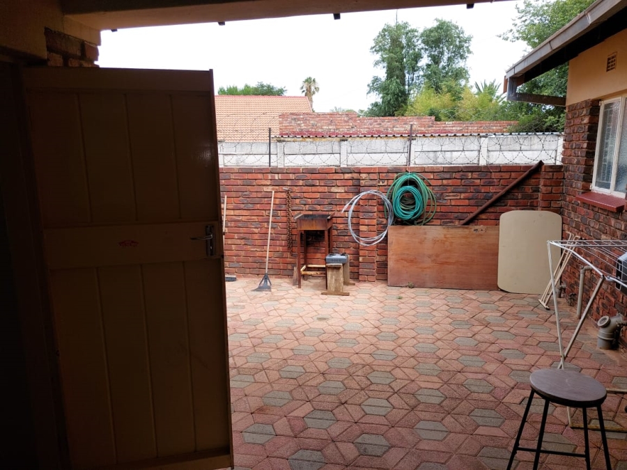 To Let 3 Bedroom Property for Rent in Meiringspark North West